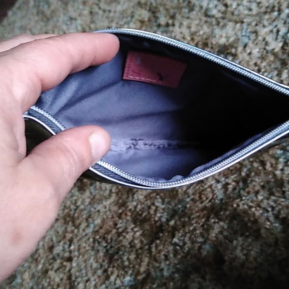 Makeup bag bundle - Picture 3 of 5